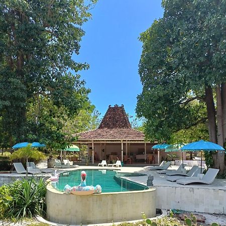 Moyo Island Maleo Moyo Hotel & Dive Resort מראה חיצוני תמונה