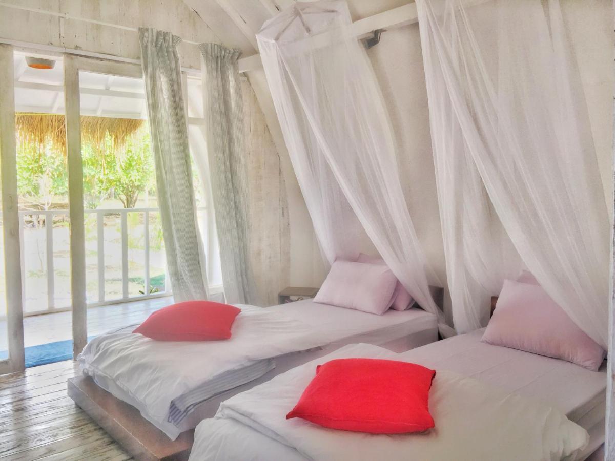 Moyo Island Maleo Moyo Hotel & Dive Resort מראה חיצוני תמונה